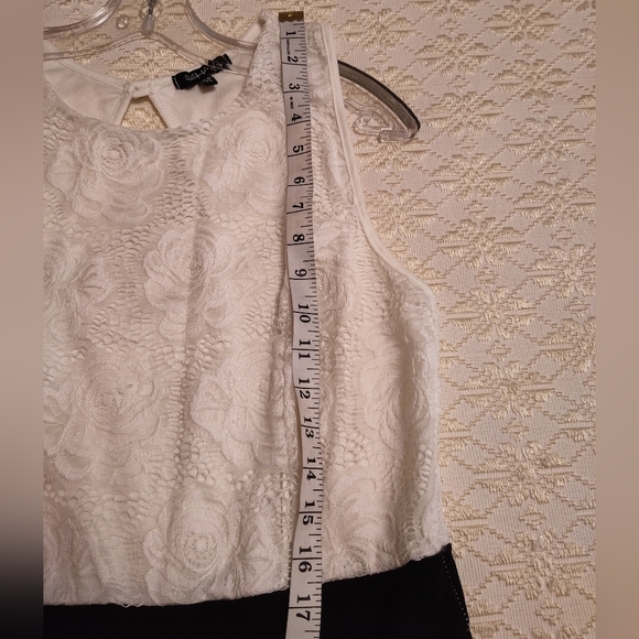 Black and white jumpsuit - Picture 8 of 12